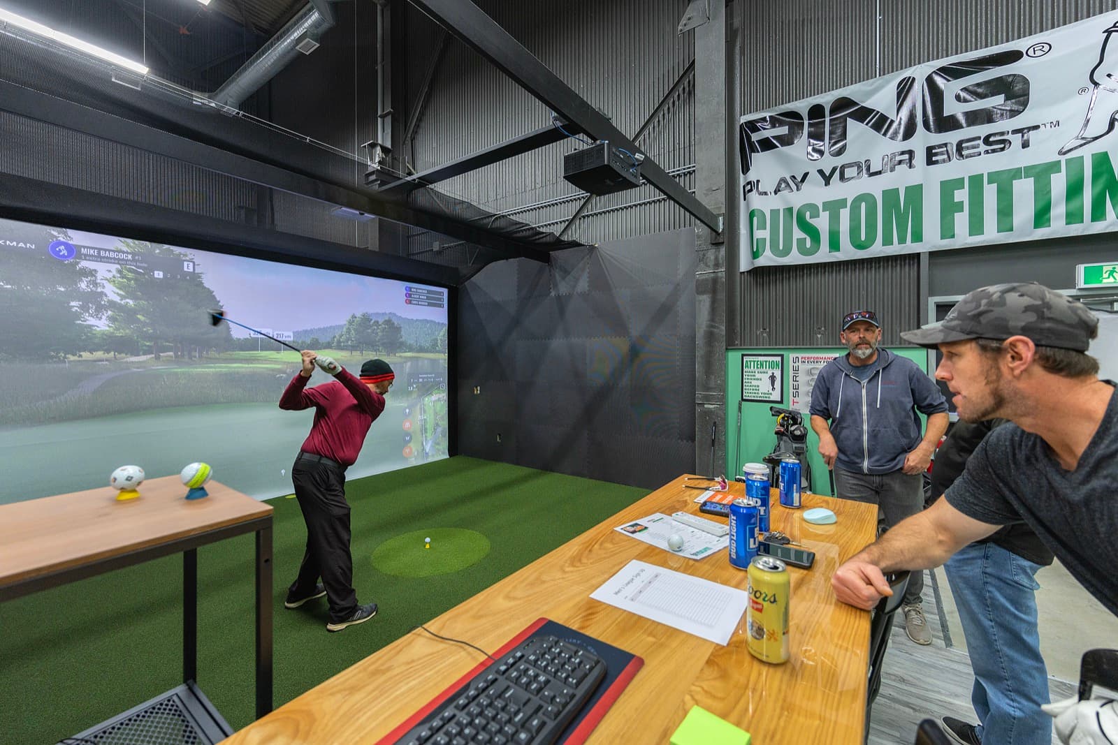 Simulator bay with PING fitting area