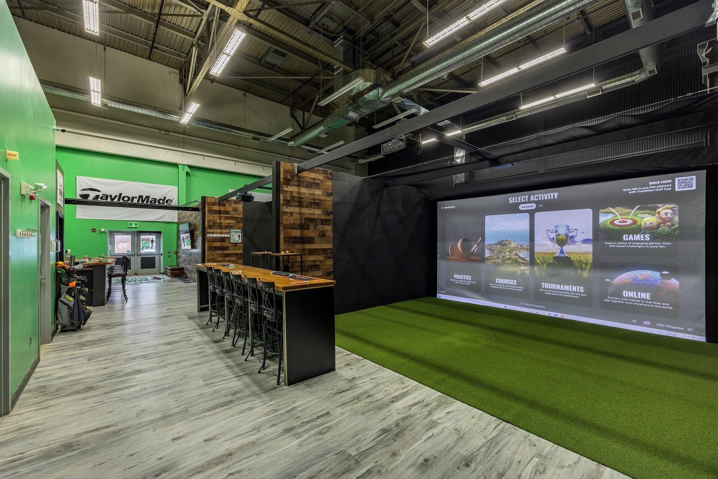 Golf simulator at Celtic Golf Centre Kingston
